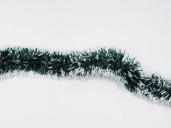 КОЛЕДНА УКРАСА ГИРЛЯНД 2М/5СМ. ТЪМНО ЗЕЛЕНО/БЯЛО