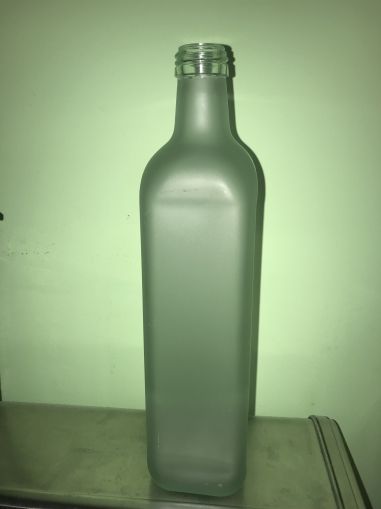 Стъклена бутилка МАРАСКА 750 мл матирана