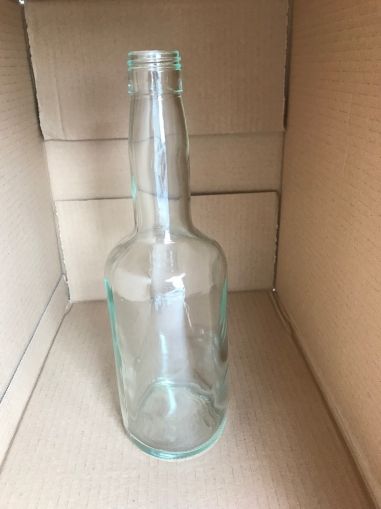 Стъклена бутилка  STARKA