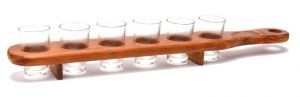 Сет от 6  чаши  за ракия на дървена дъска  