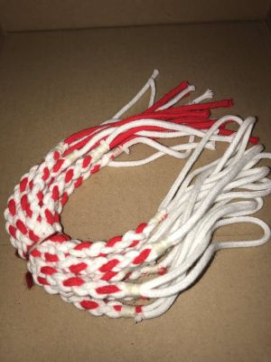 Гривна права плетка три бели и едно червено  ПАН - 10бр неопаковани 